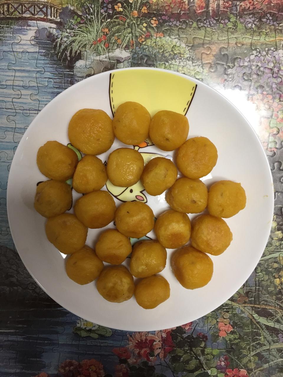 妈妈教炸的红薯丸子