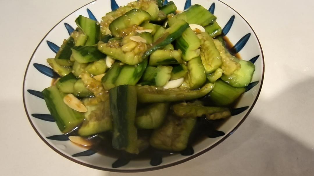 用料极简美味不减的凉拌黄瓜