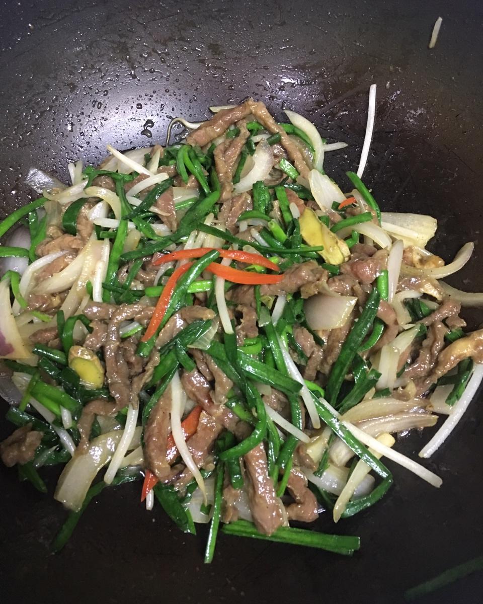 洋葱炒牛肉丝