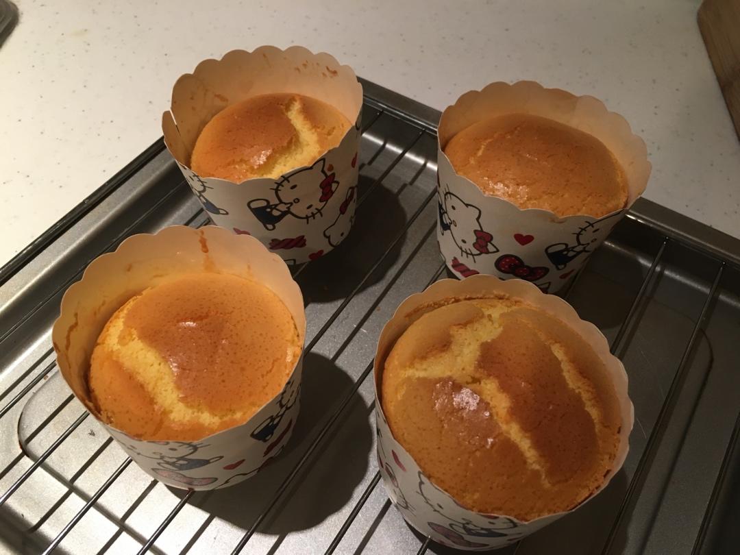 纸杯蛋糕 8寸戚风蛋糕的量