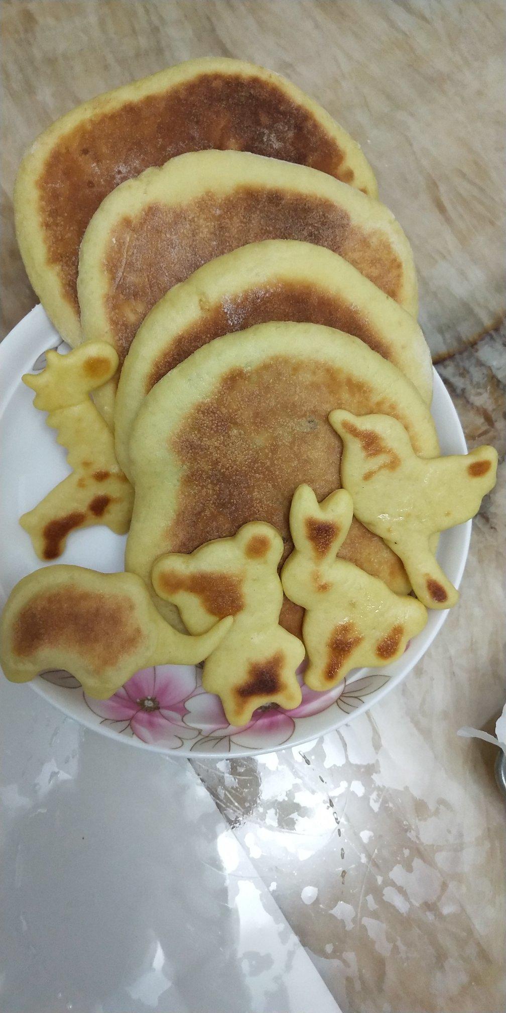 玉米面发面饼                       （口感细腻）