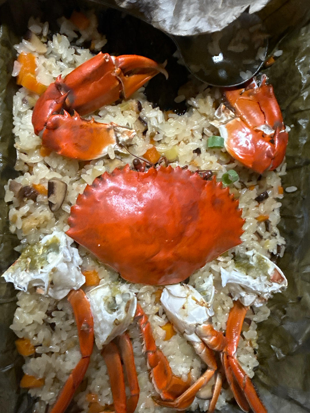 膏蟹蒸饭红鲟蒸糯米饭