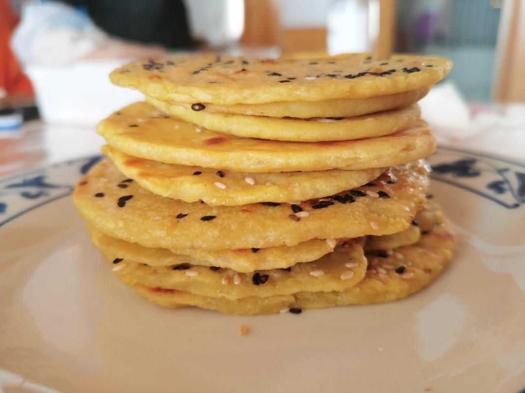 红薯饼（俗称地瓜饼）