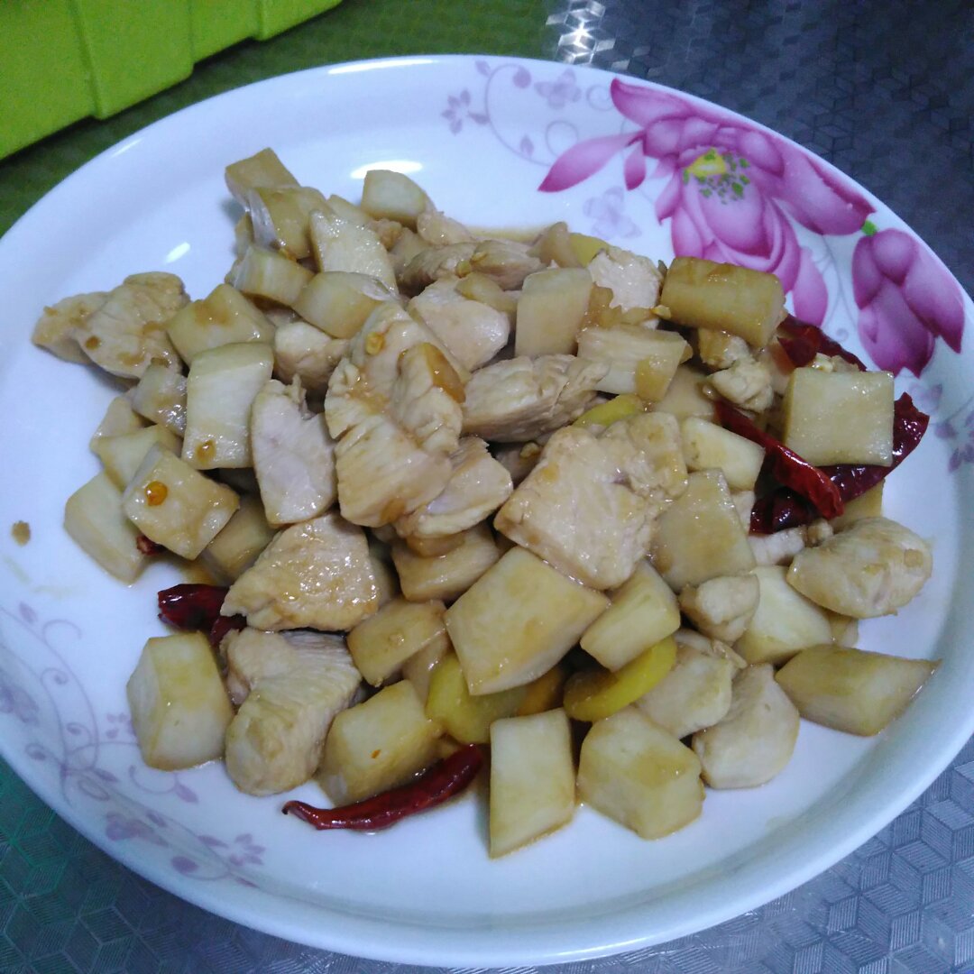 蚝油辣鸡丁