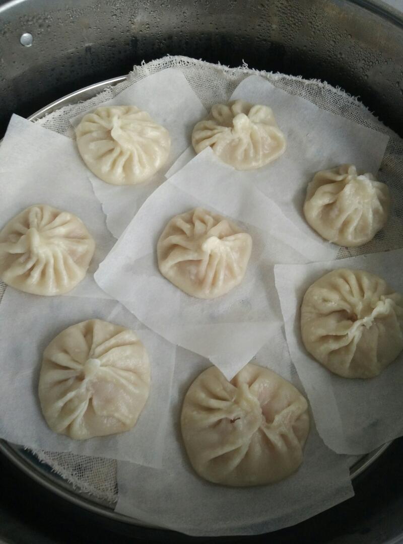 灌汤小笼包