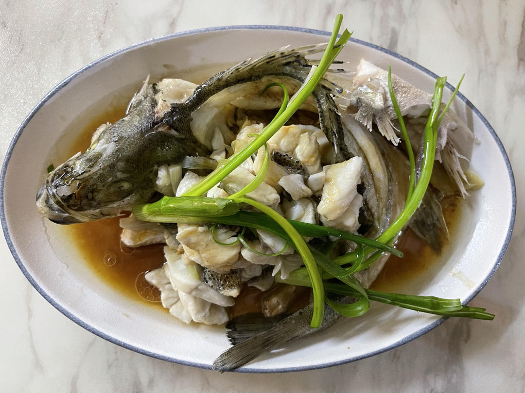 鲜嫩鲈鱼片