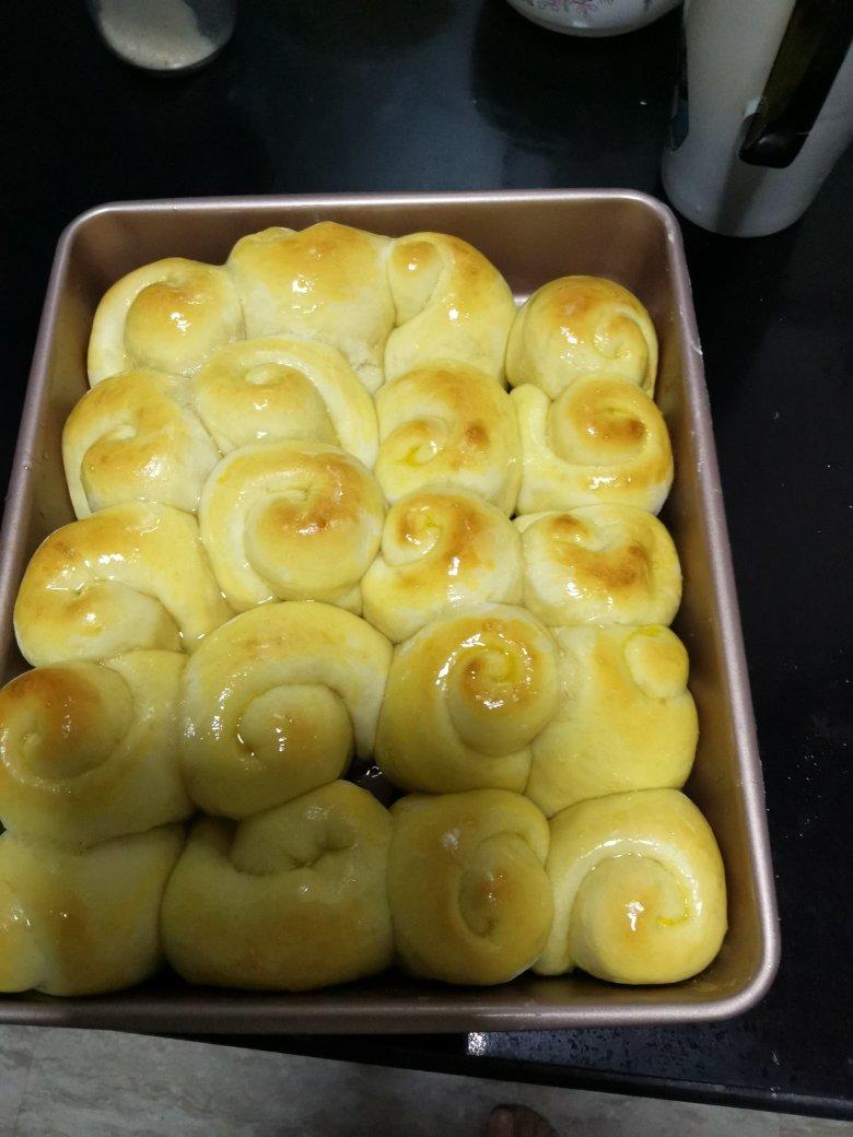 脆底蜂蜜小面包