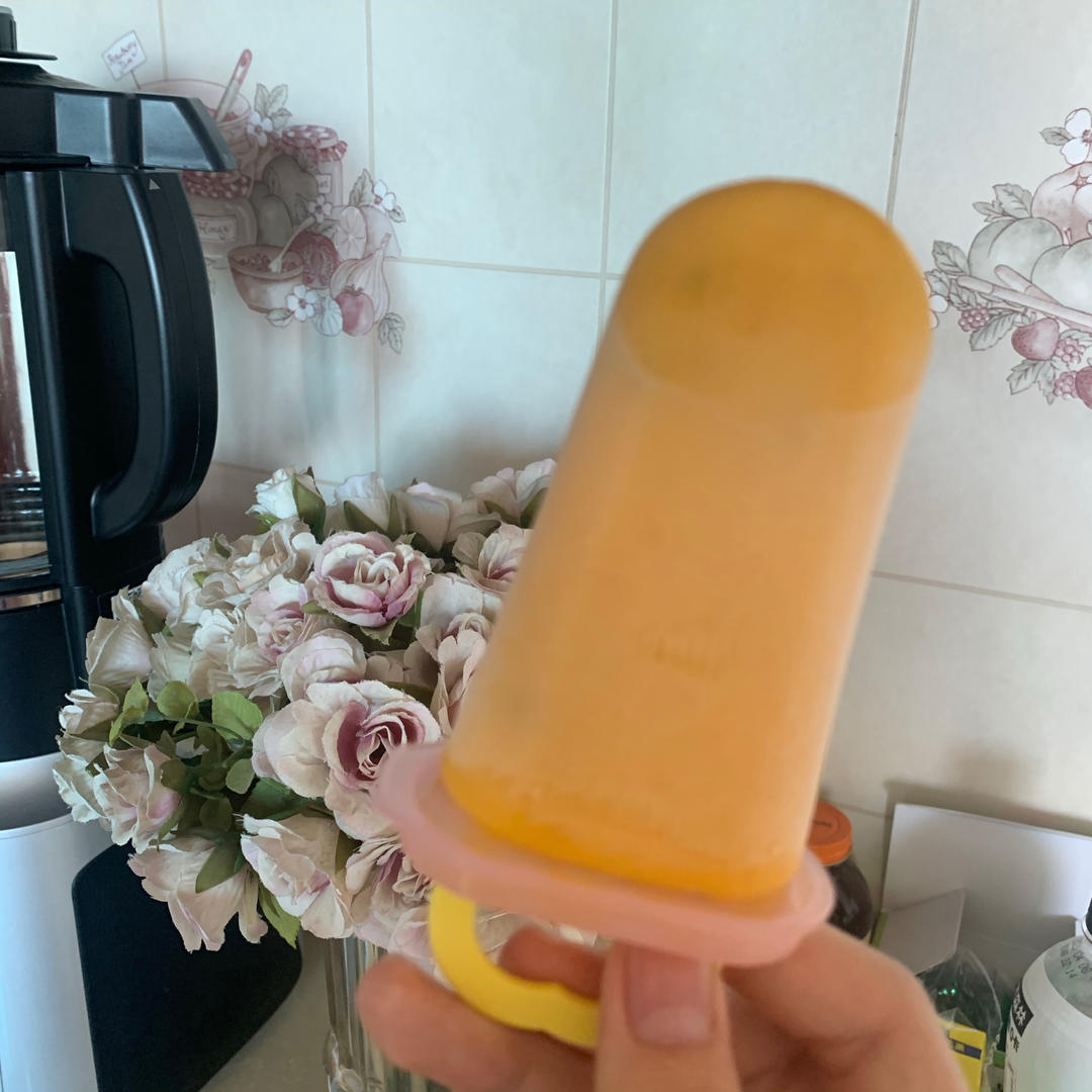 百香芒果酸奶雪糕