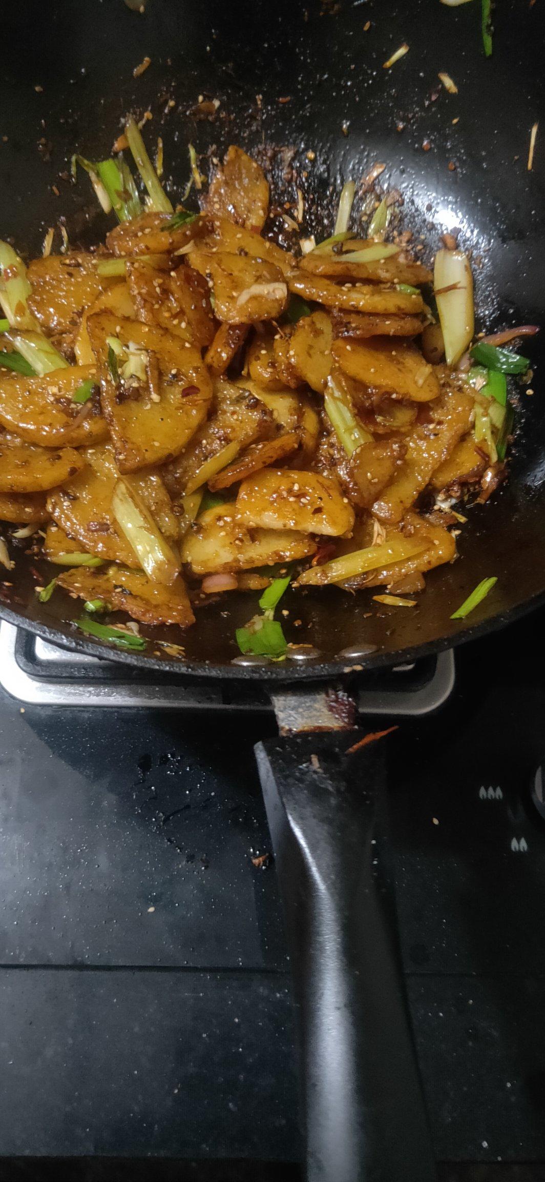干锅土豆片