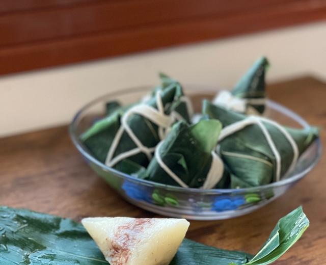 【樉樉的小厨房】广式绿豆咸蛋黄肉粽粽子PK两湖豆沙粽 可盐可甜,一次学会。的做法