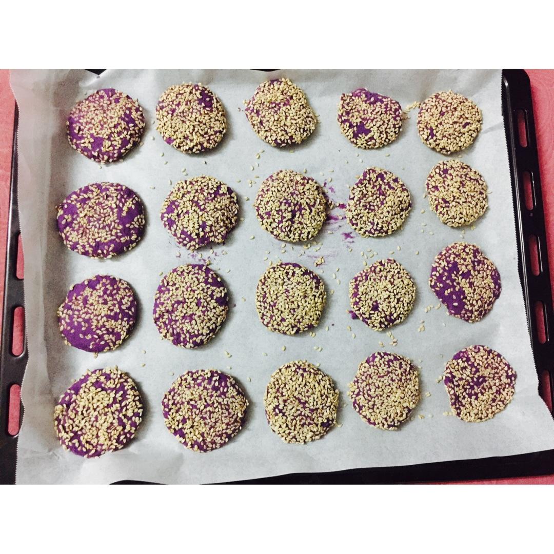 紫薯芝麻饼