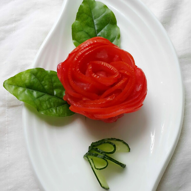 果wjh做的好嘛,我是这样切番茄花儿的