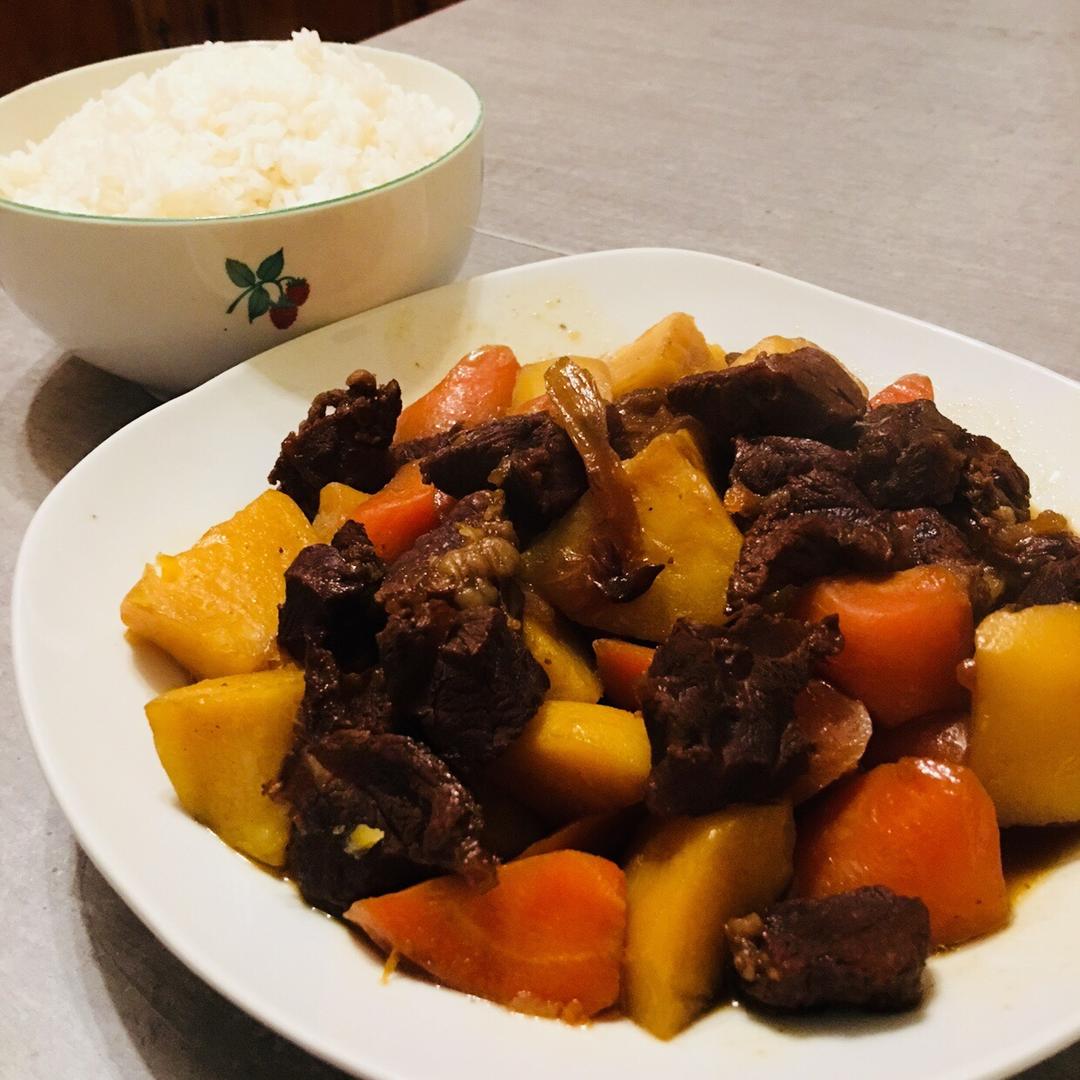 土豆炖牛肉
