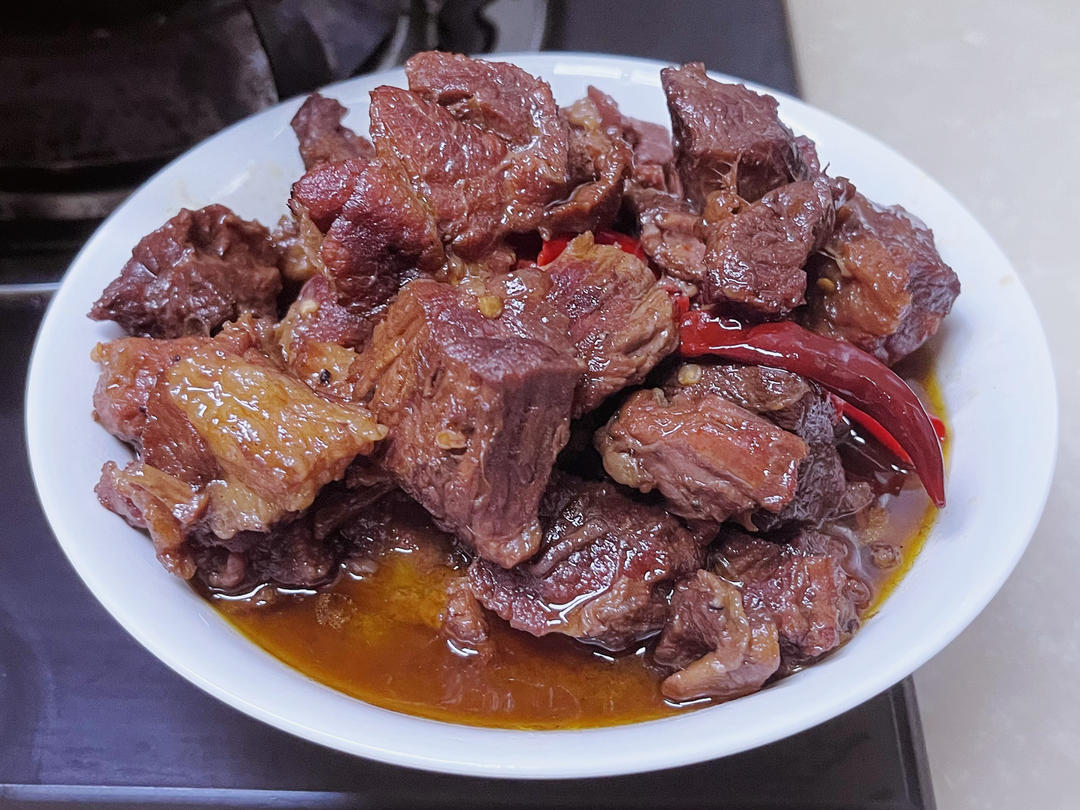 最简单下饭的红烧牛肉，牛腩牛肋条牛上脑做出来都爆香，太好吃了！