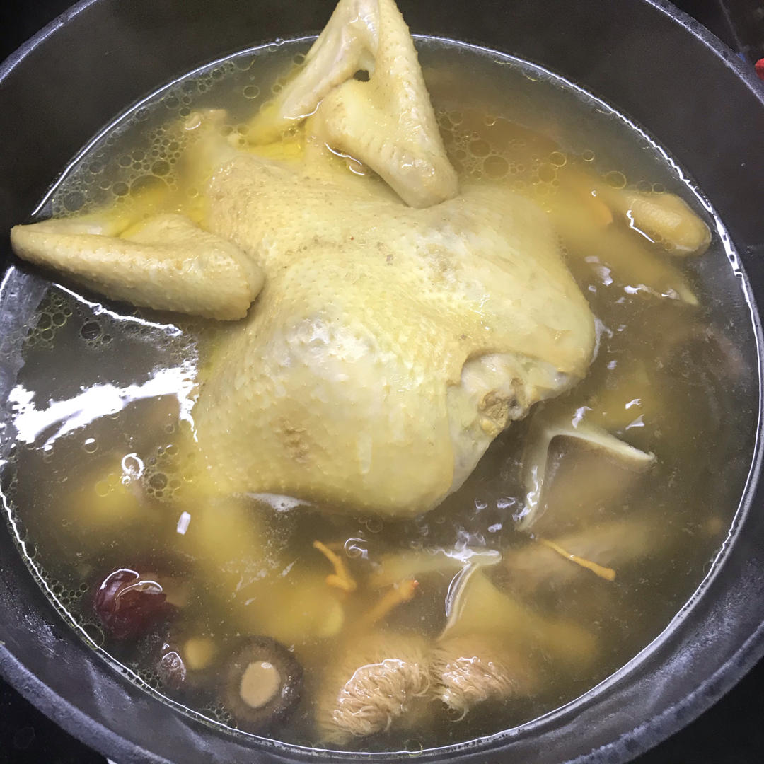 养胃猴头菇鸡汤