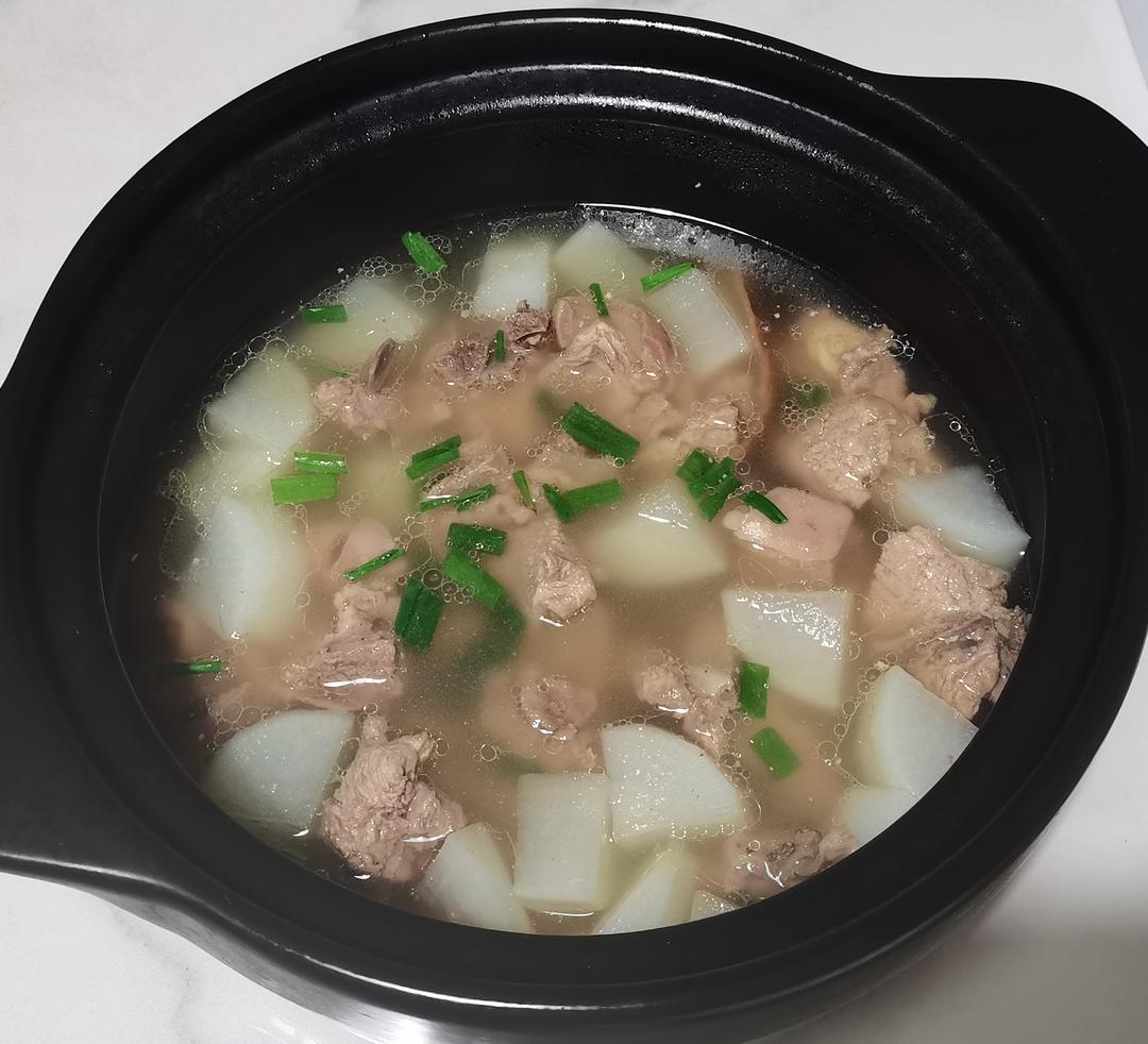 羊肉汤(炖萝卜)