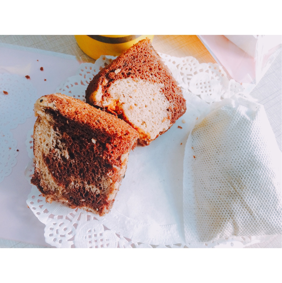 可可双色戚风（奶牛戚风）～17厘米加高戚风模或者18厘米戚风模