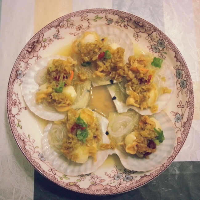 蒜蓉粉丝蒸扇贝