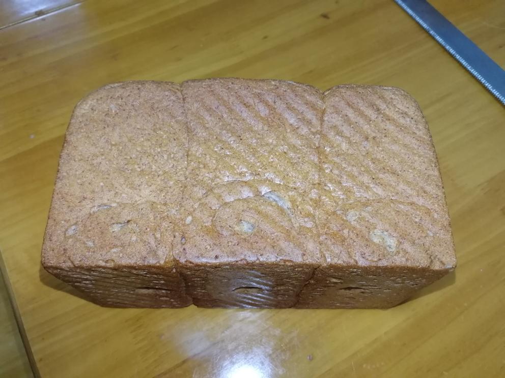 一次发酵黑全麦吐司