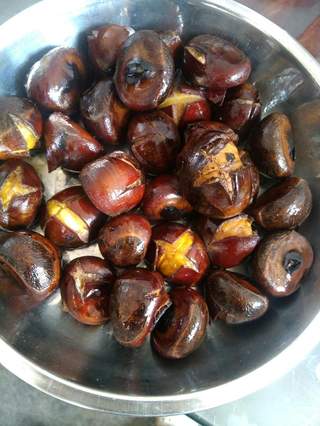 慵懒美丽的栗子