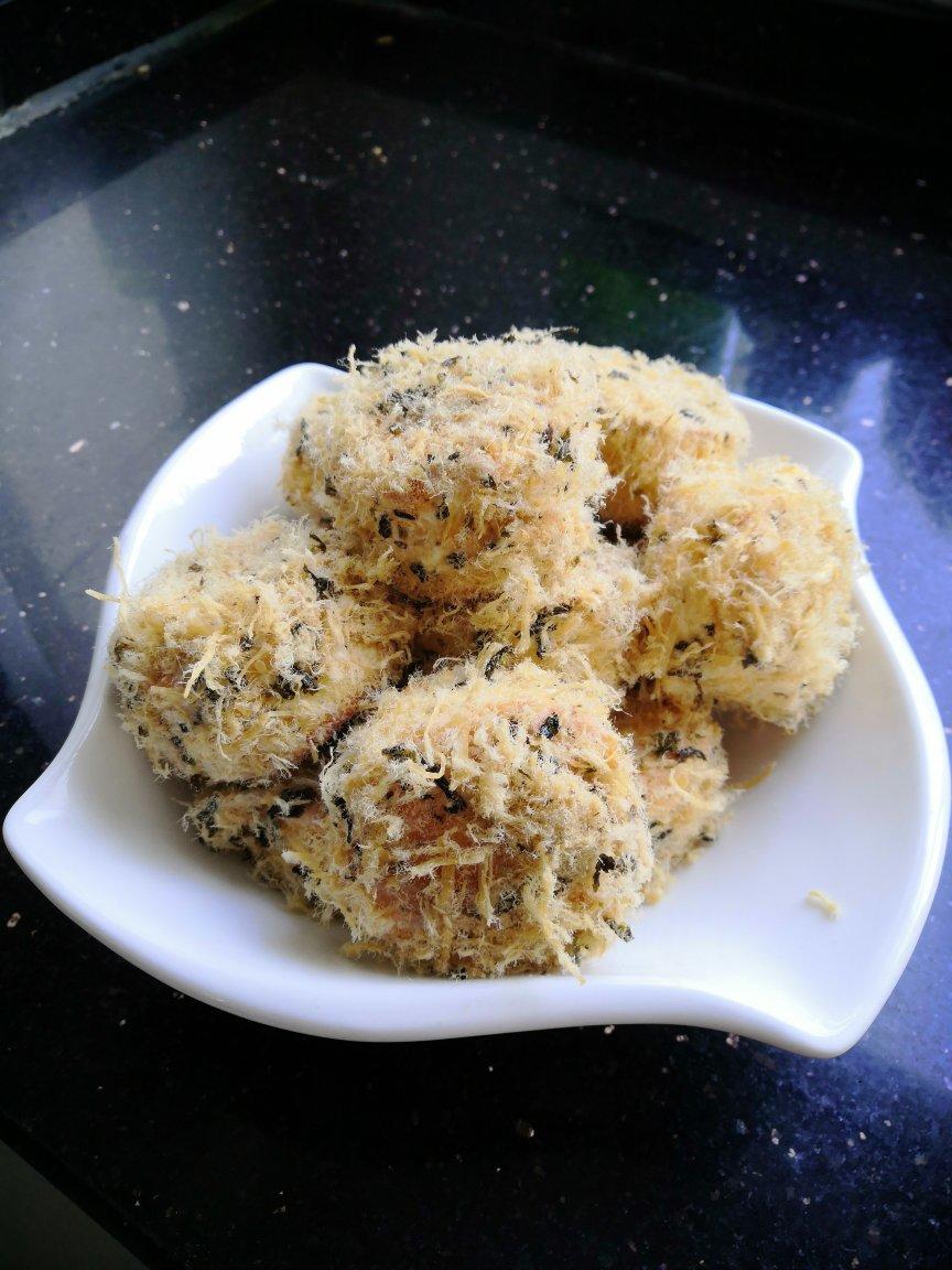 朋友都说比鲍师傅好吃的海苔肉松小贝