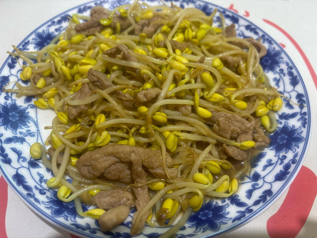 豆芽炒肉丝