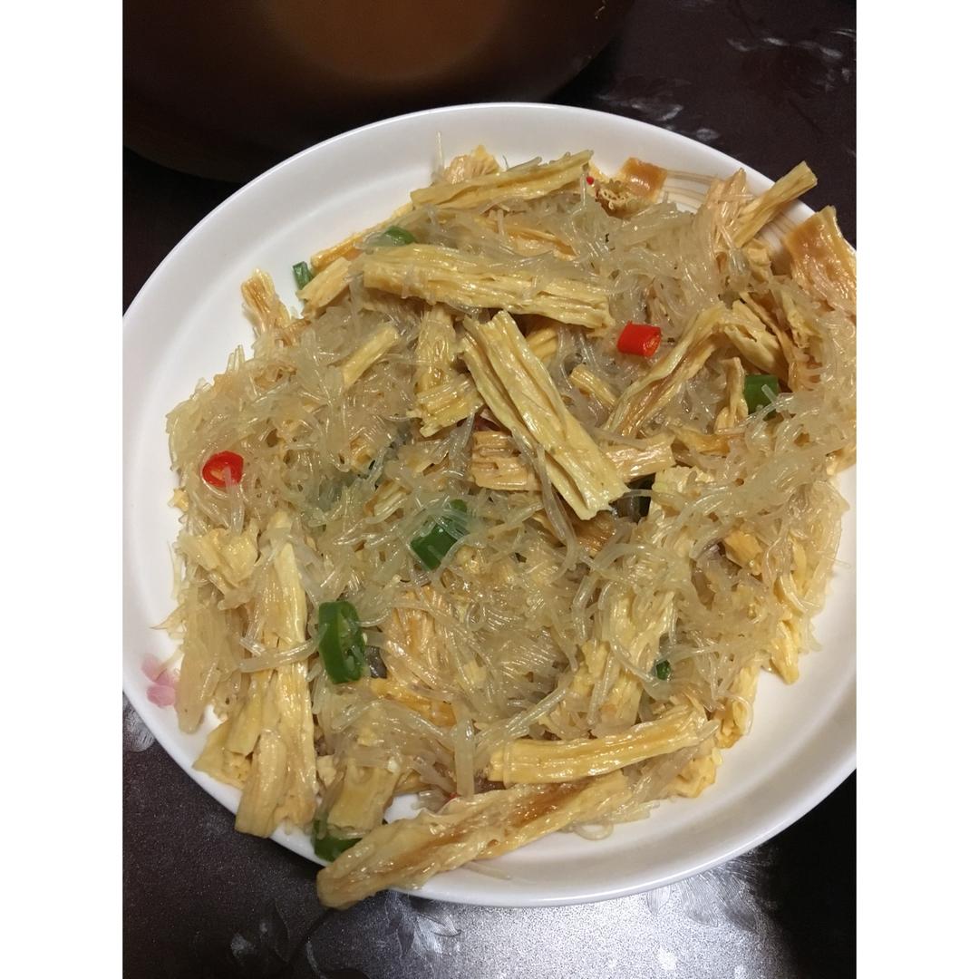 李孟洋做的粉丝炒腐竹