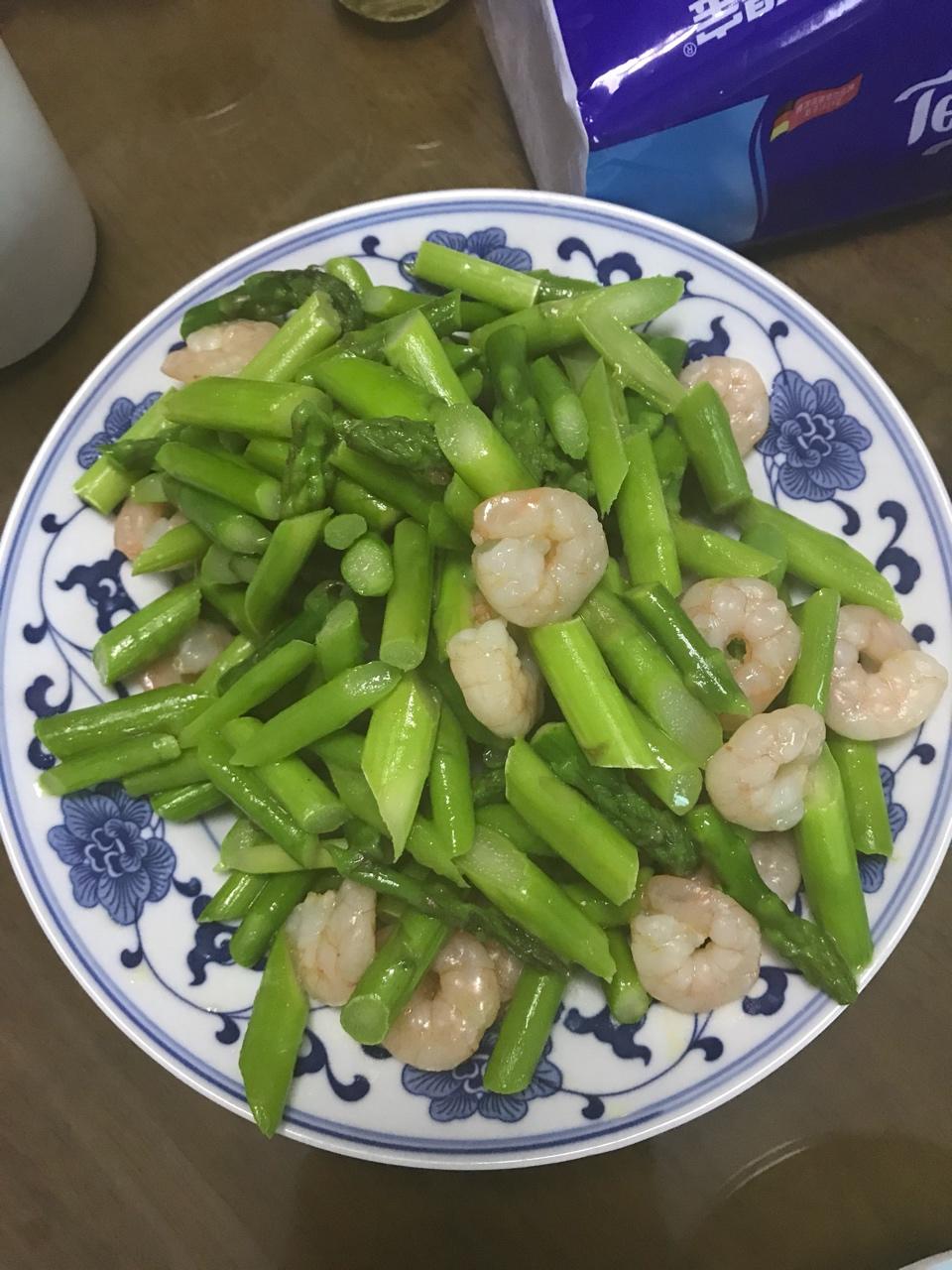 清炒芦笋虾仁
