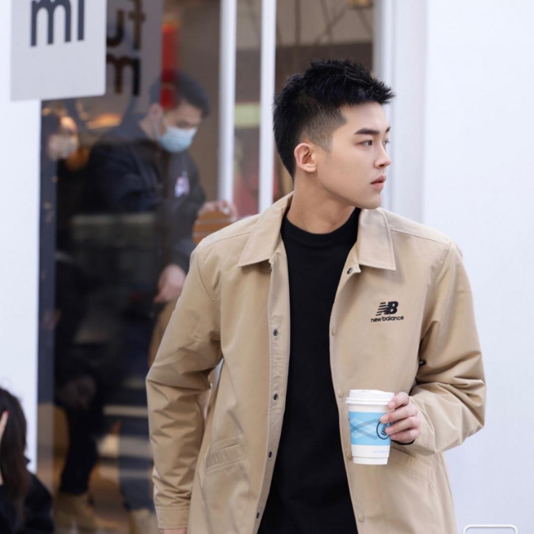 明铫