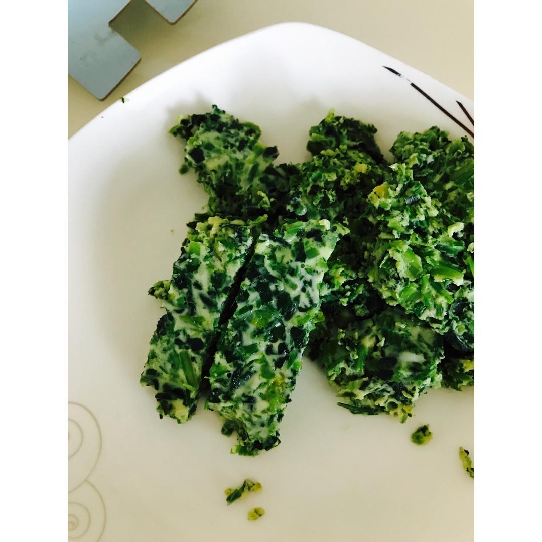 蘸汁菠菜鸡蛋糕——春季养生多吃菠菜