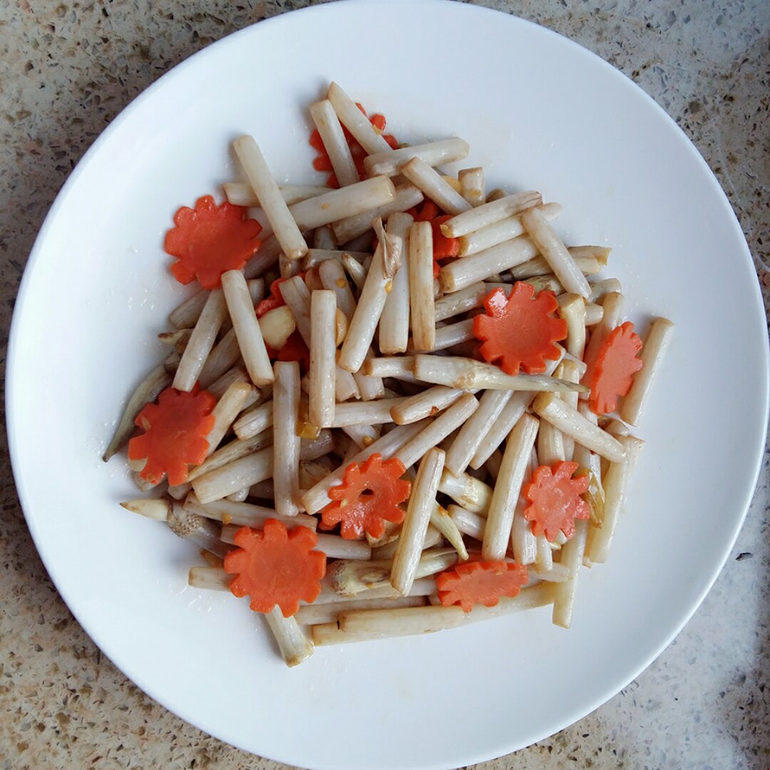 泡椒辣炒藕带