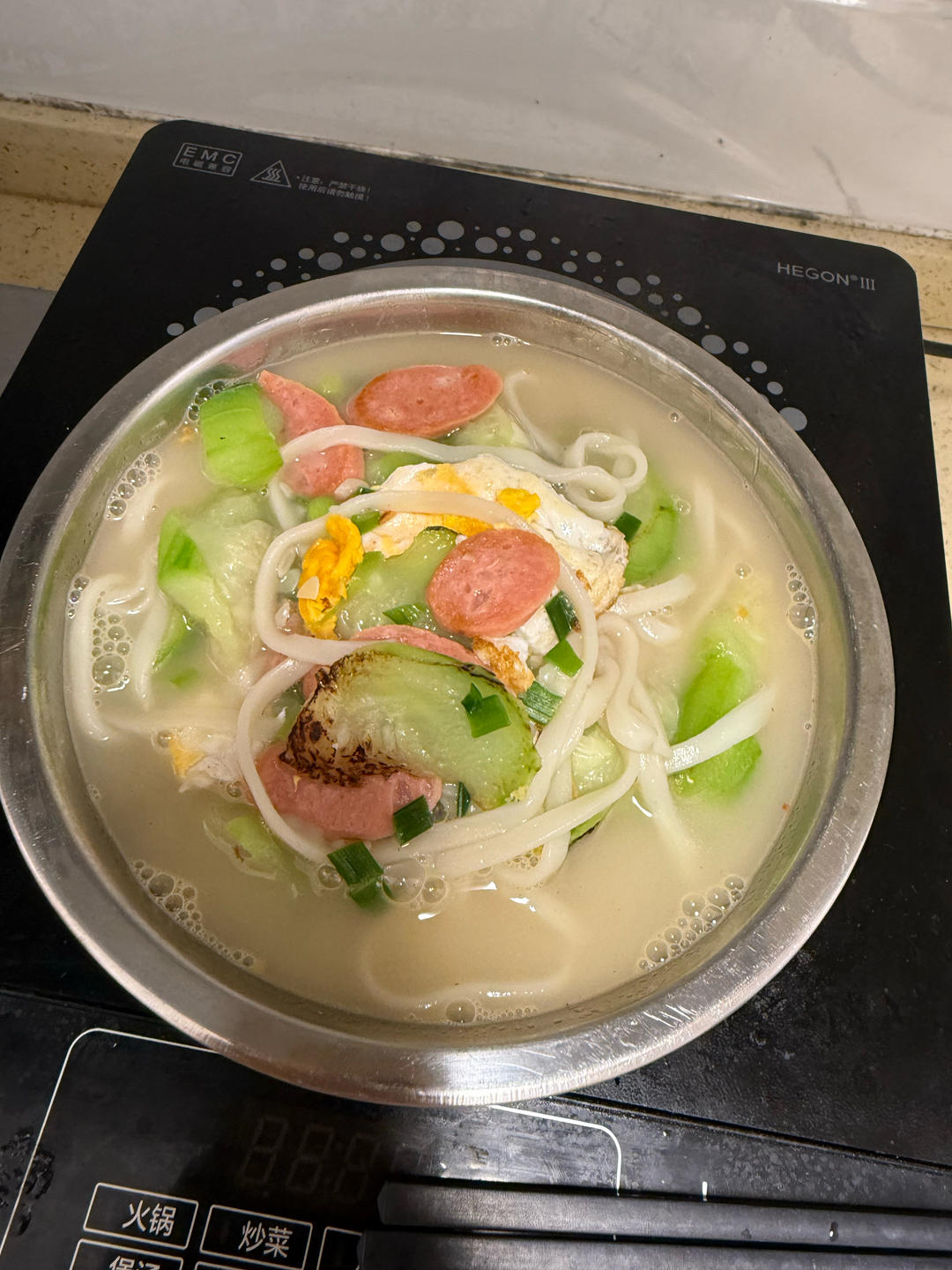丝瓜鸡蛋面汤