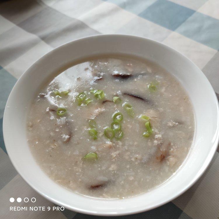 香菇滑鸡粥