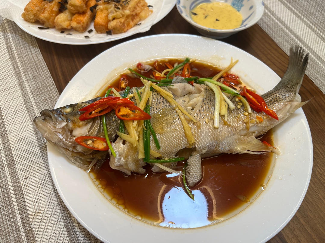清蒸鲈鱼