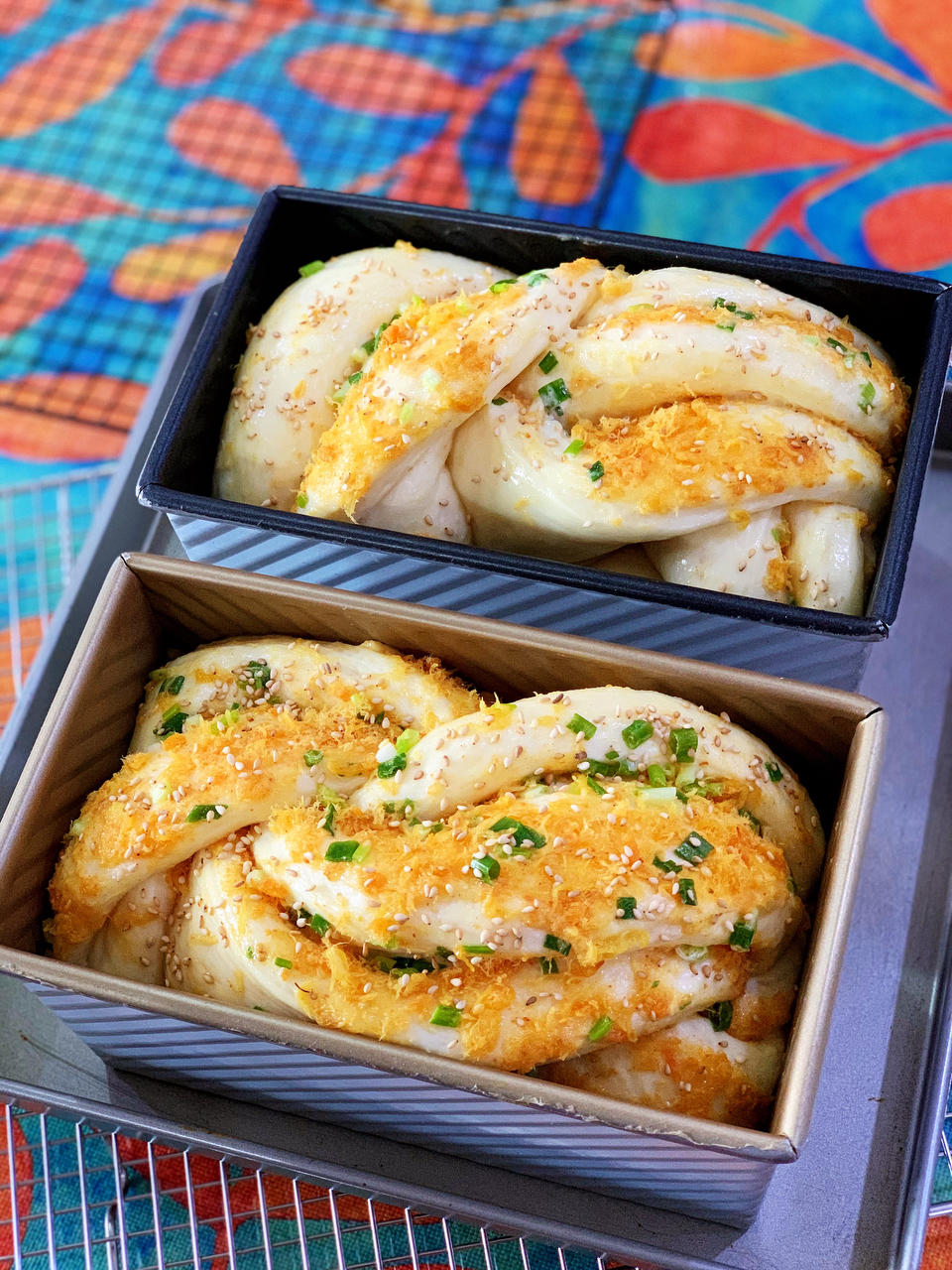 香葱肉松手撕吐司