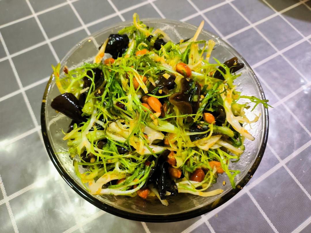 年夜饭必做的一道凉菜凉拌苦菊