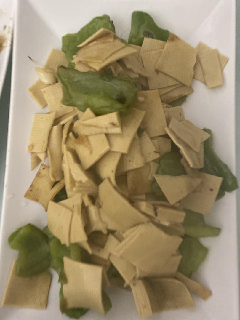 豆腐皮炒辣椒
