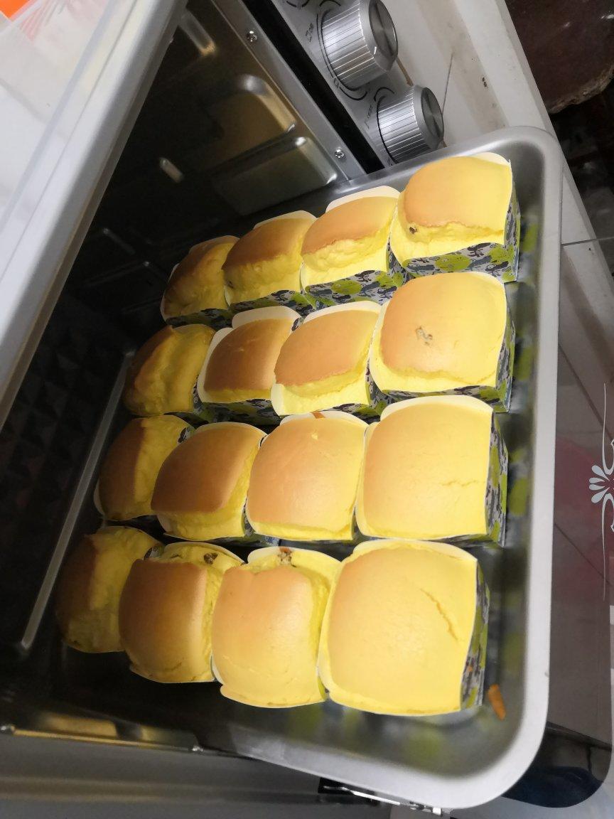 纸杯蛋糕（蔓越莓版可爱到爆）