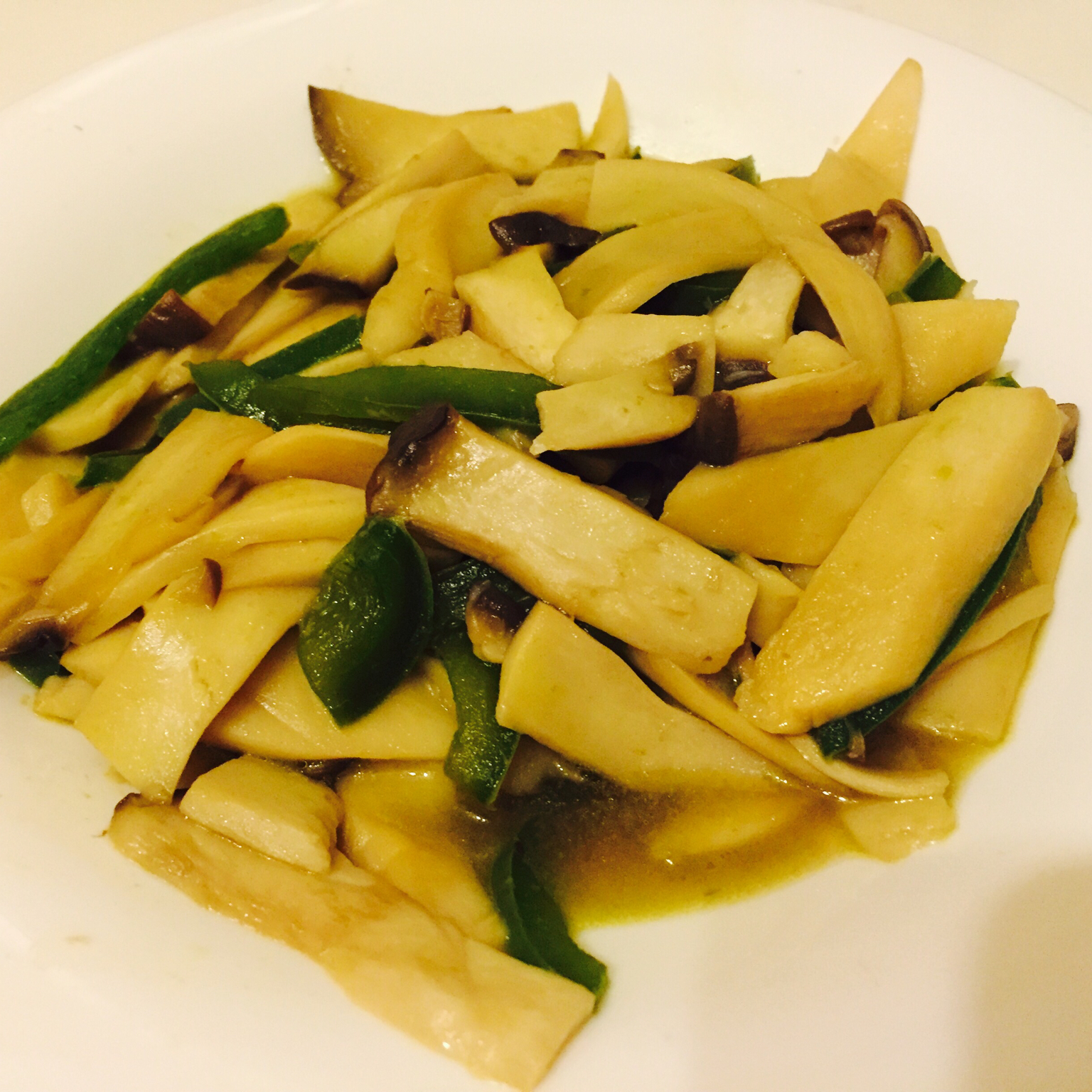 青椒素炒杏鲍菇
