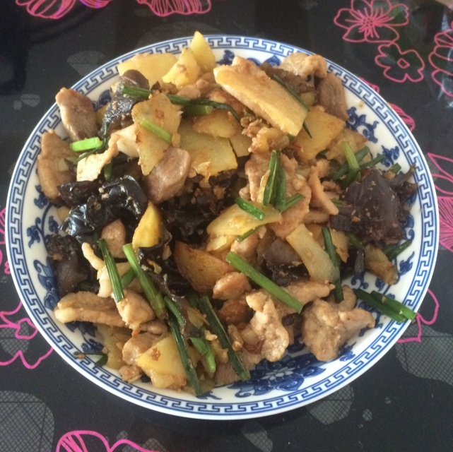 过油肉土豆