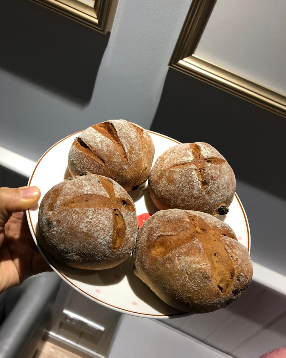 妞妞小飞侠做过全麦甘栗软欧包『免揉』免揉也好吃的面包iphone 拍摄