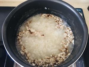 （宝宝辅食）香菇青菜瘦肉粥的做法 步骤6