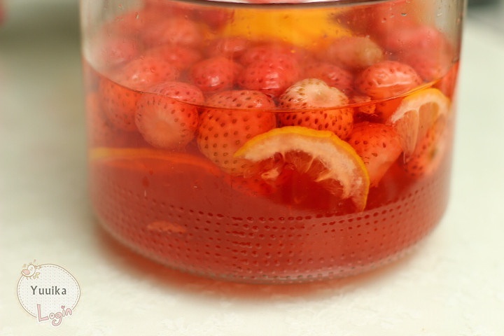草莓酒（优的春日私酿第一話）的做法
