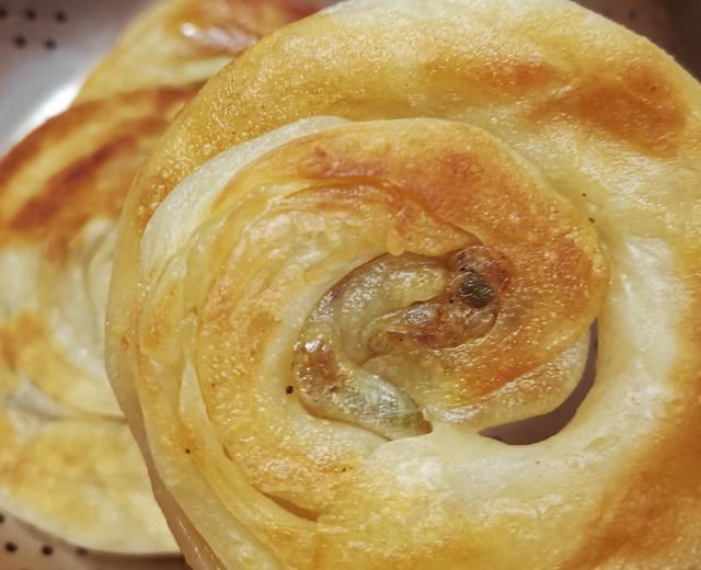 酥脆葱香饼的做法