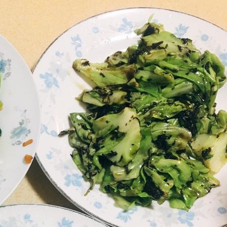 橄榄菜炒圆白菜