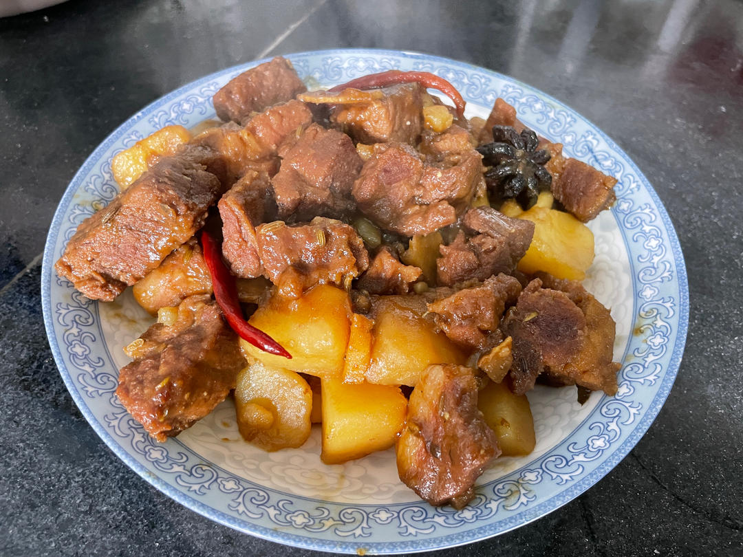 土豆炖牛肉