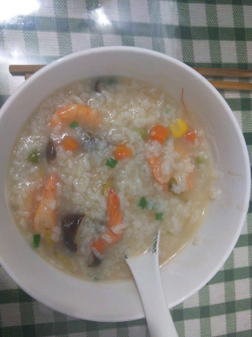 鲜到没朋友的砂锅粥