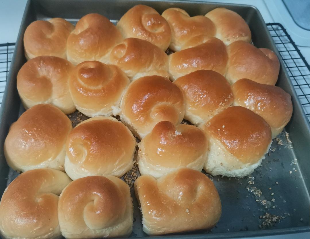 脆底蜂蜜小面包