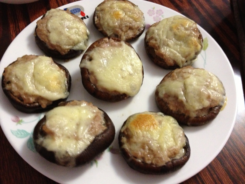 肉末乳酪焗香菇