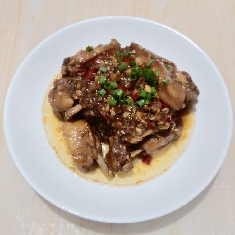 不要再可乐鸡翅了，求求你试试蒜香鸡翅吧，香味捅破天花板！